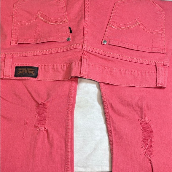 Levi's 524 Too Superlow Two Horse Patch Distressed Skinny Jeans 30x32 - Picture 10 of 16